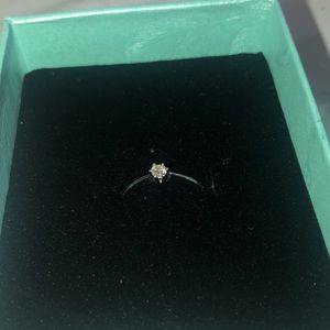 1/10 ct natural diamond sterling silver ring size 6